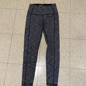 Knockout by Victoria's Secret Workout Leggings Size Small Side Pockets